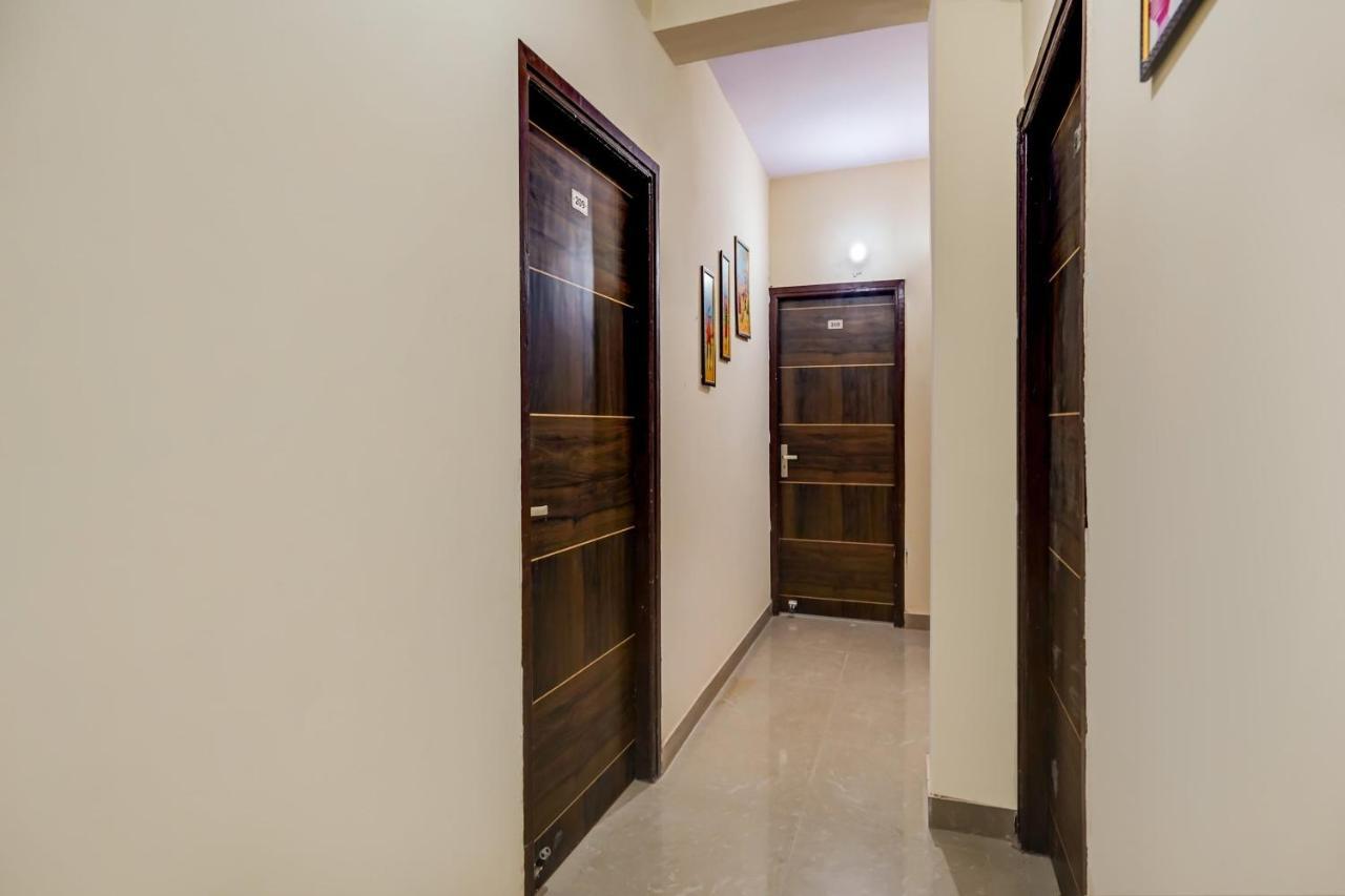 Hotel O Pubg Residency New Delhi Eksteriør billede